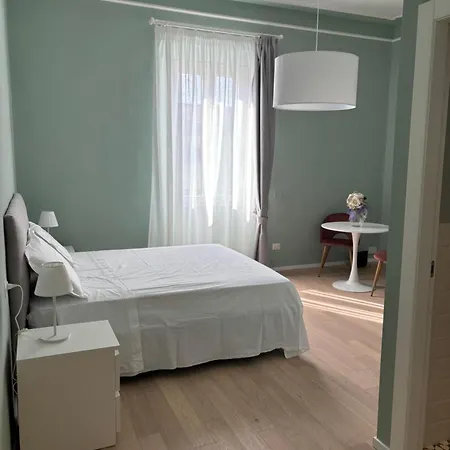 Roma 85 Apartment Empoli