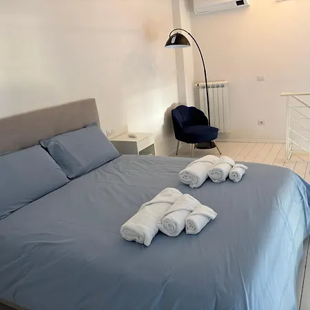 Roma 85 Apartment Empoli